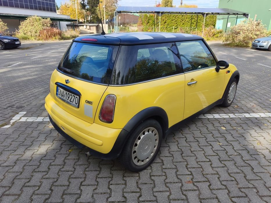Mini Cooper 1.6 benzyna