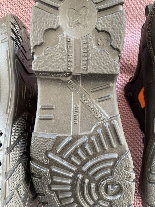 Робоче взуття 43