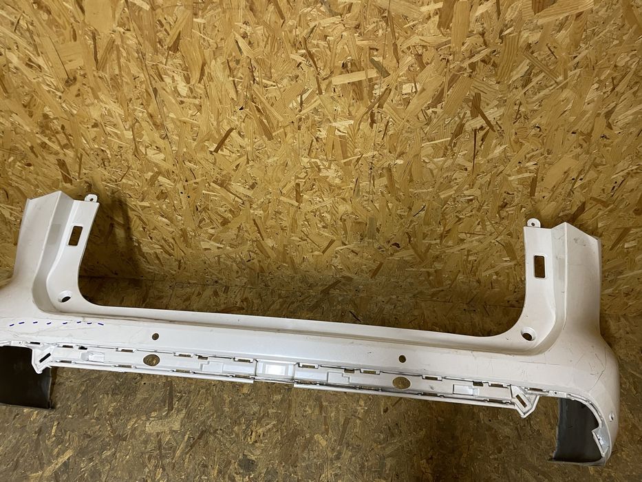 Задній бампер  Toyota Highlander 4 2019-2023 рік  Оригінал