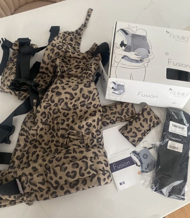 Nosidełko Fidella fusion toddler leopard 2.0