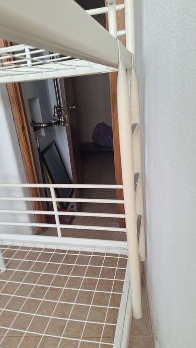 Cama beliche com colchão