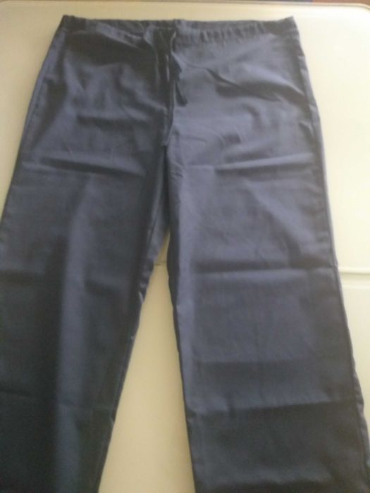 Uniforme de saúde novo