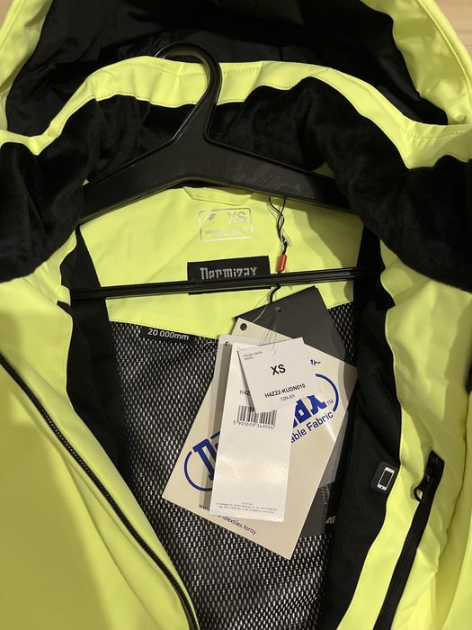 Sprzedam kurtke damska narciarska 4f rozmiar xs  Dermizax