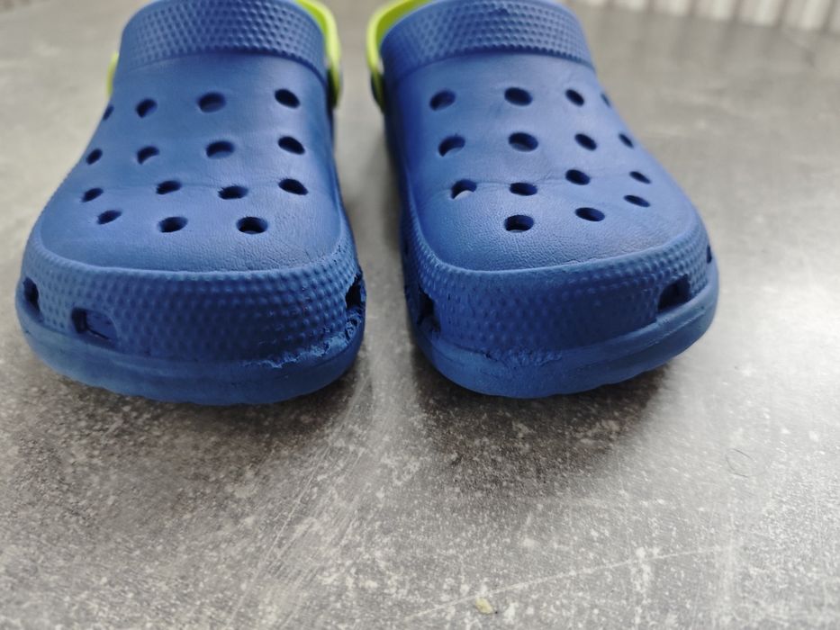 Klapki ala crocsy Sinsay