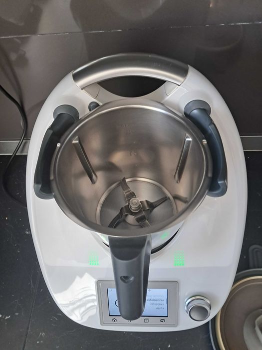 Robo de cozinha bimby