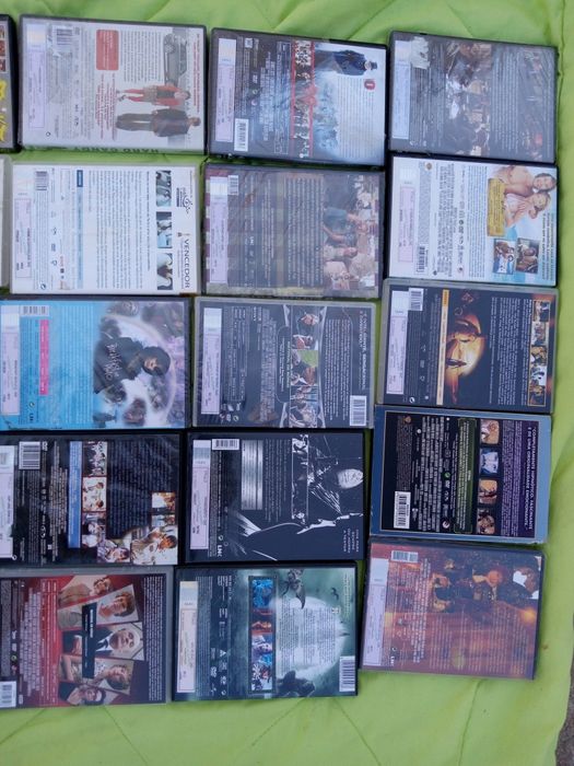 30 DVDs incluindo hard candy