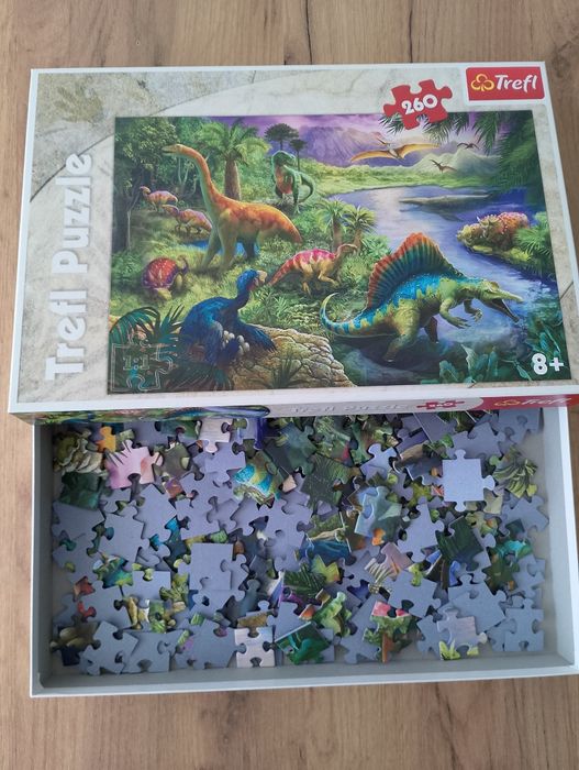 Puzzle TREFL 260 elementów, dinozaury