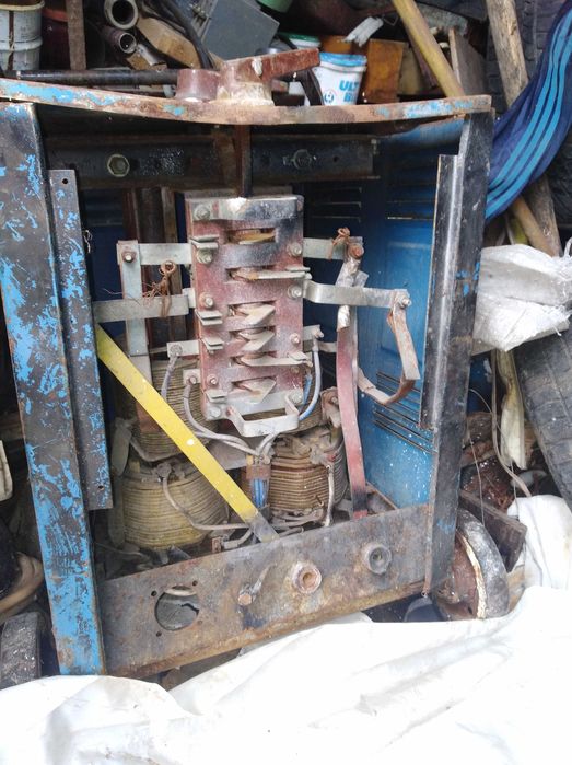 Сварочный  СССР ТДМ-401-2у2. 220-380 вольт. Есть комплект для аргона