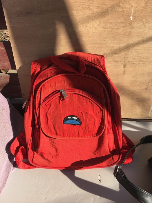 продаю рюкзак недорого