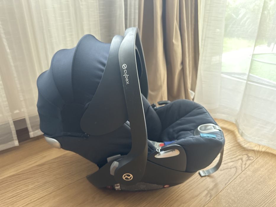Cybex Cloud Q FR / Royal Blue-navy blue