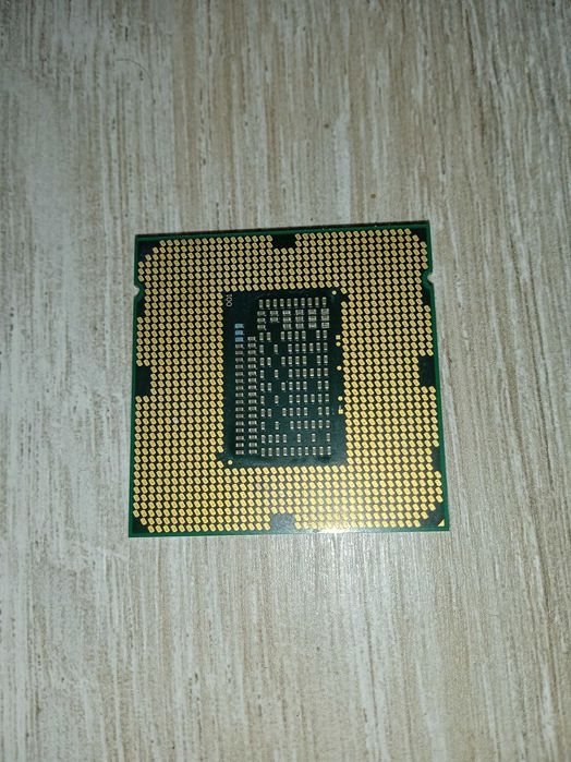 Процесор Intel i5 2400 сокет 1155