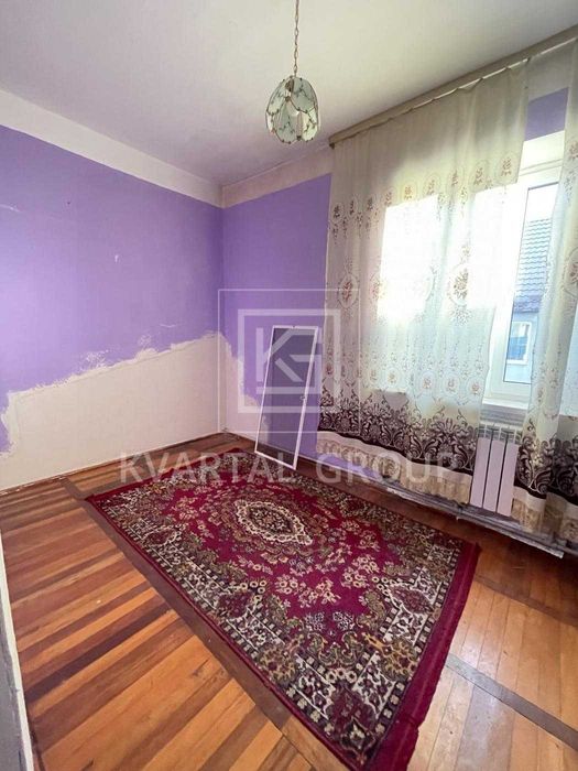 Продам будинок з газом в місті. СЕРТИФІКАТ ТАК  , 12 соток землі.