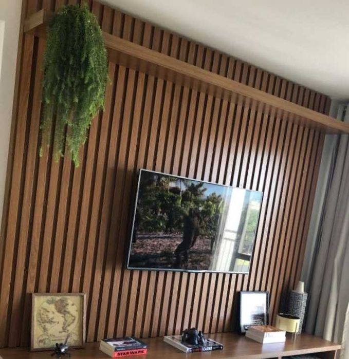 Painel suspenso para TV