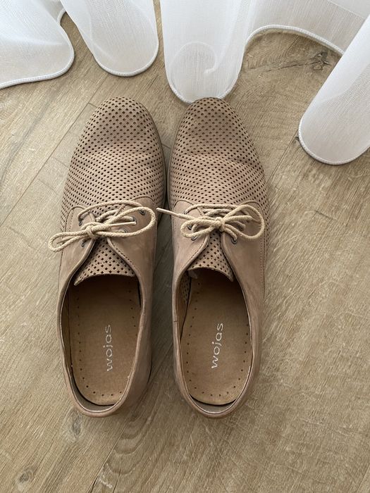 Чоловічі туфлі в сіточки