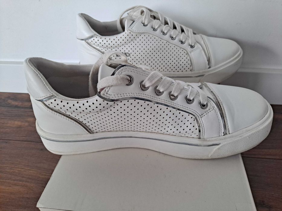Buty sneakersy białe Liu Jo rozmiar 38