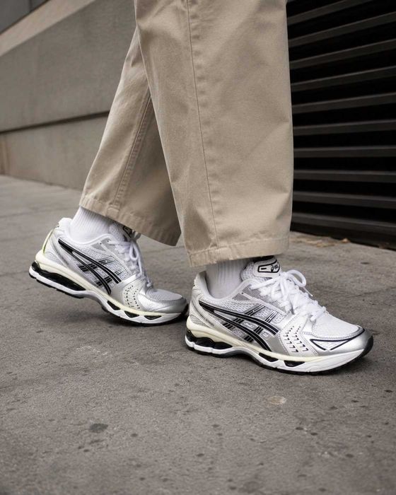 Кросівки Asics Gel-Kayano 14 білі/срібні сітка унісекс 37-41 без передоплати