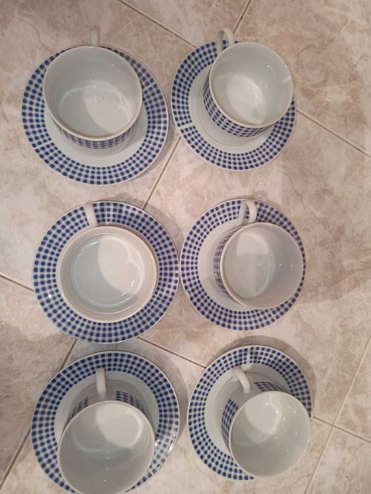 Complete white porcelain tableware set with blue border64873902015361126