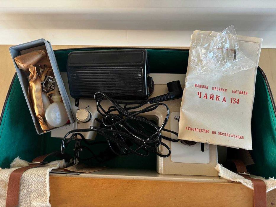 Швейна електрична машинка Чайка 134 - в ідеально-новому стані