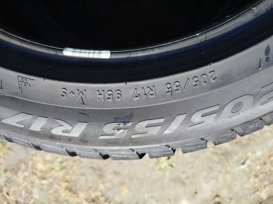 A818#Sprzedam opony NOWE Zimowe 205/55/17" Pirelli