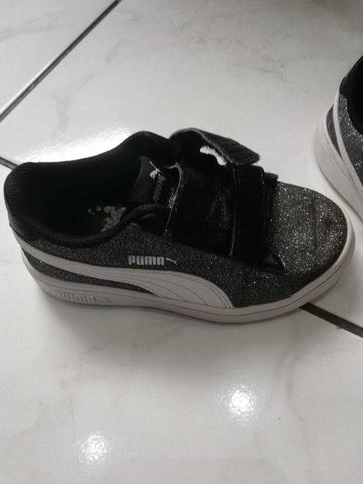 Obuwie dla dziewczynki sportowe puma