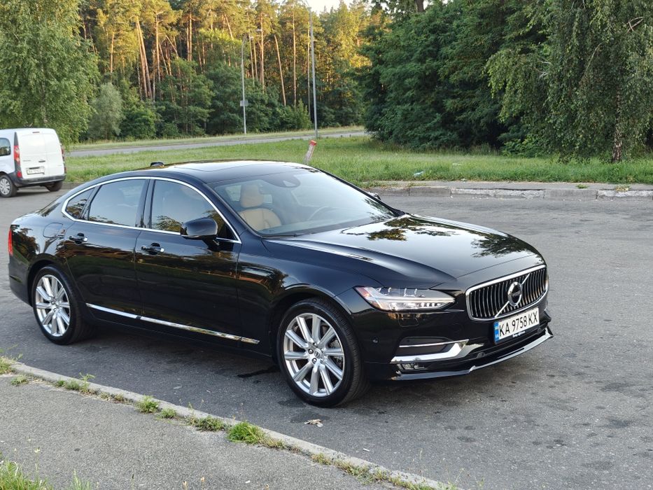 Volvo s90 inscription