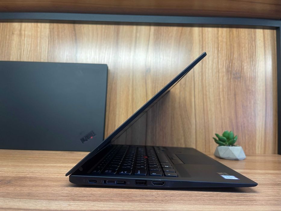 Lenovo ThinkPad X1 Carbon G6/i5-8650CPU/8Gb/256Gb/14.0"/IPS/Гарантія