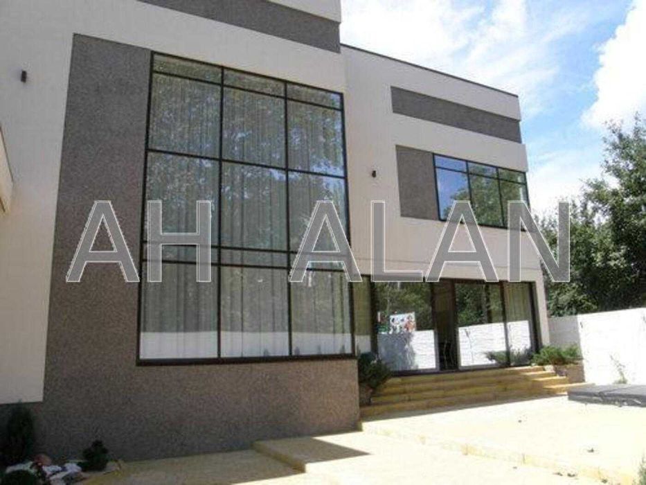 Продаж будинку 289 м2 на вул. Маршала – Гречка, Київ