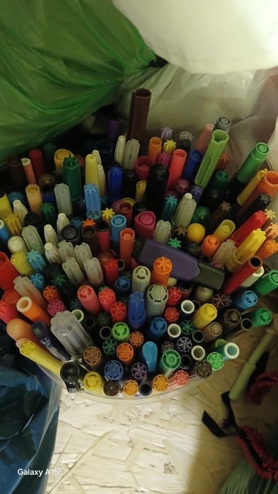 Pisaki duza ilość różne 40szt