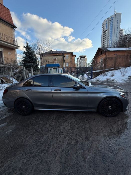 Mercedes Benz amg C 43