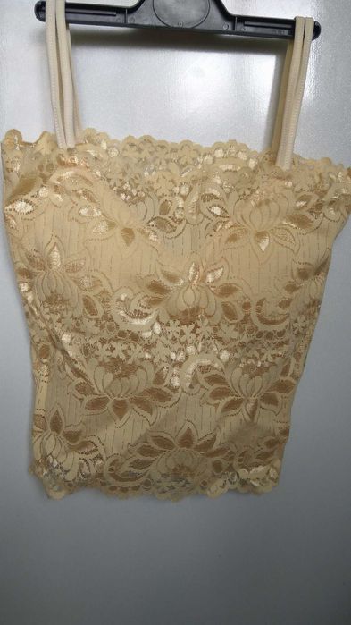 Топ/майка с чашечками