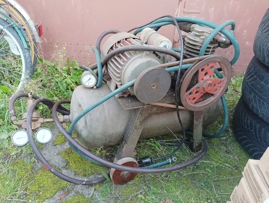Kompresor sprężarka mocna sprawna 220v