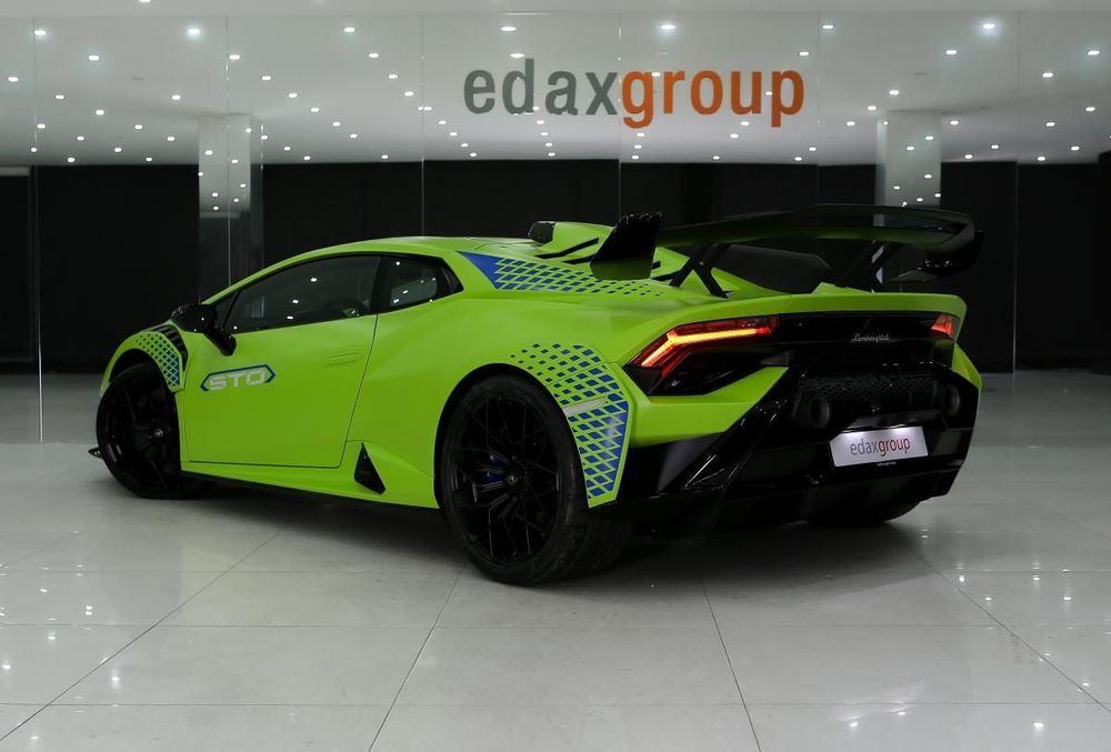 Lamborghini Huracán STO
