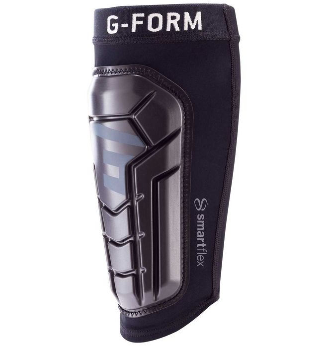 Ochraniacze piłkarskie G-FORM Vento r. L