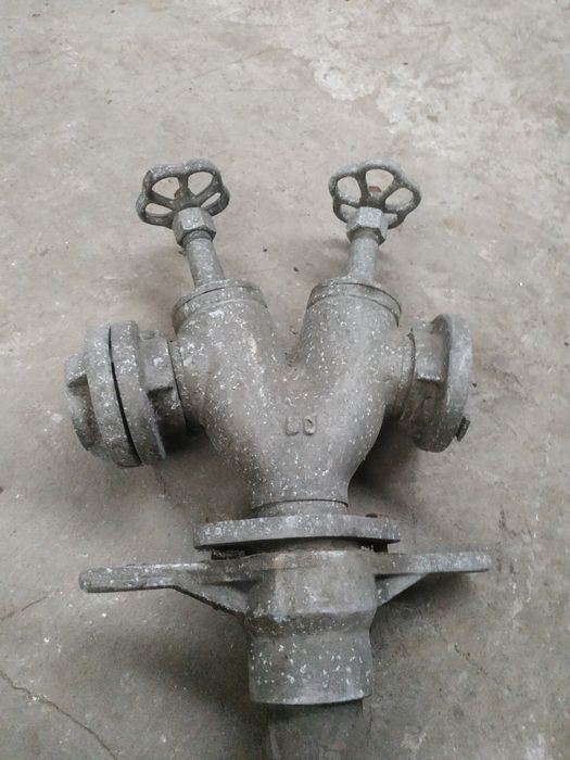 Sprzedam hydrant PRL