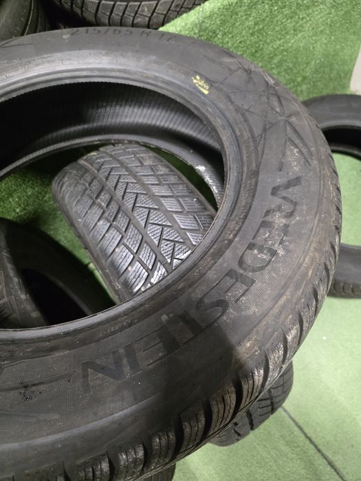 Sprzedam opony zimowe  vredestein  7mm  215/65R17