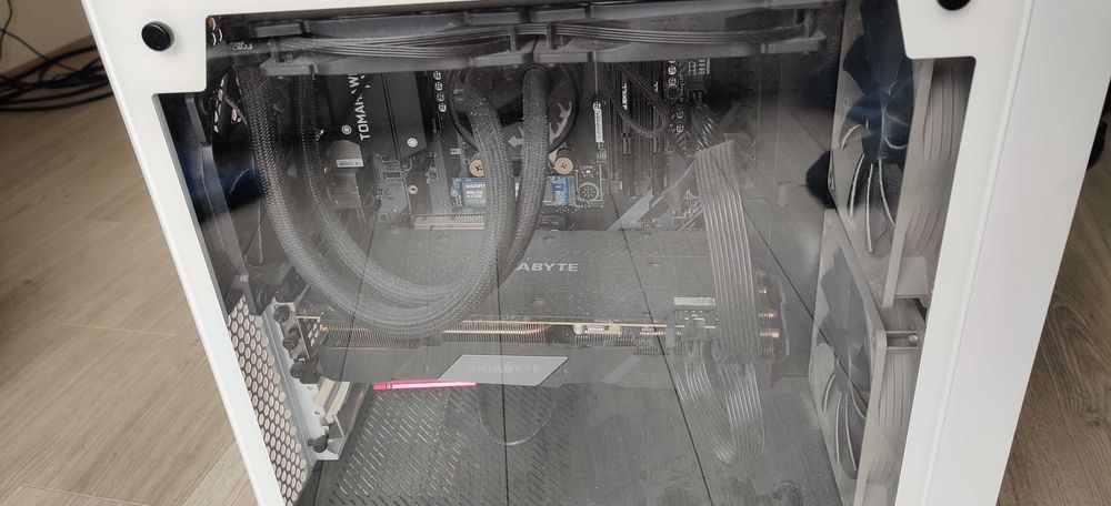 PC Gaming e Trabalho - RTX 2070 Super / Ryzen 7 3700X / 32GB RAM / 1TB SSD