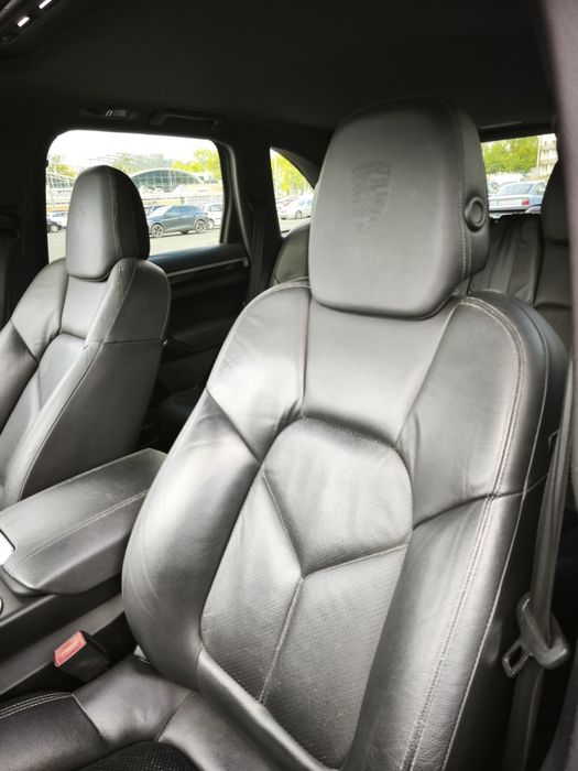 Porsche Cayenne — fotografia 10