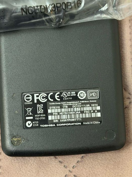 зовнішній жорсткий диск Toshiba Canvio Basics на 2тб,1тб USB 3.0,