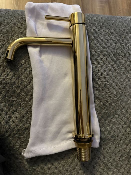 Kran łazienkowy Rea złoty