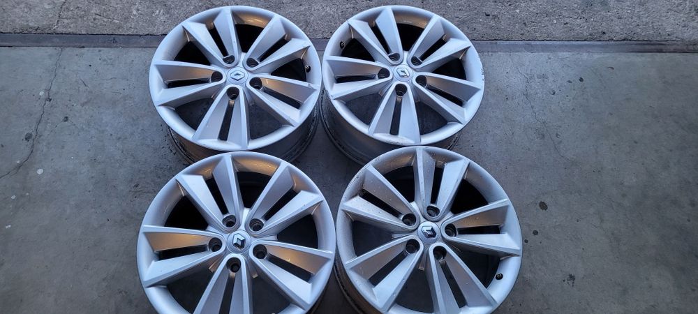 Oryginalne felgi aluminiowe Renault 17  5x114,3 polecam