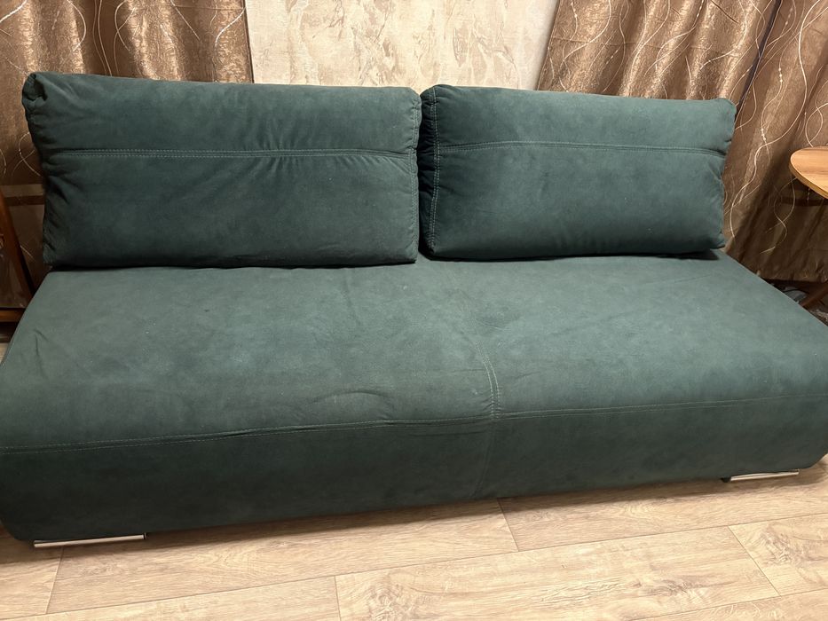 Продам диван 150/190