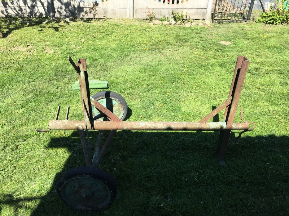 Stelaż wózek betoniarki np. do łuparka mechaniczna