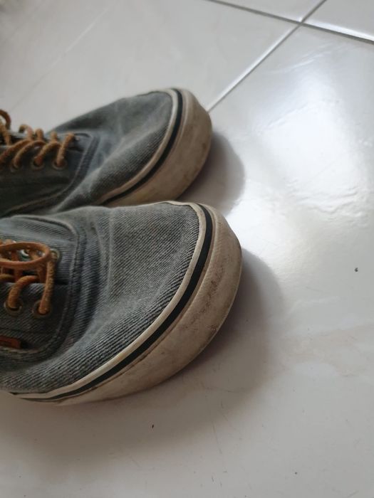 Tênis sapatilhas sapatos Vans bom estado