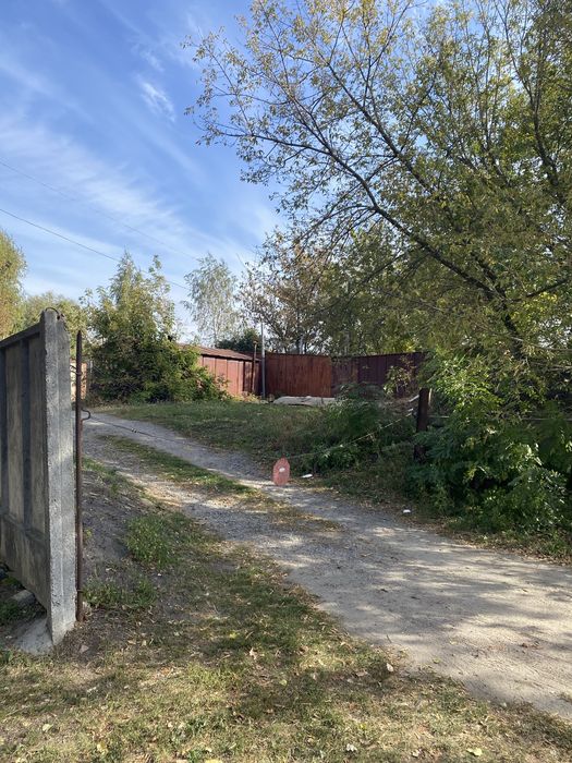 Продам членство у гаражному кооперативі "Кристал"