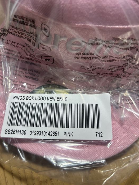 Boné Oficial Supreme x New Era Rings Box Logo