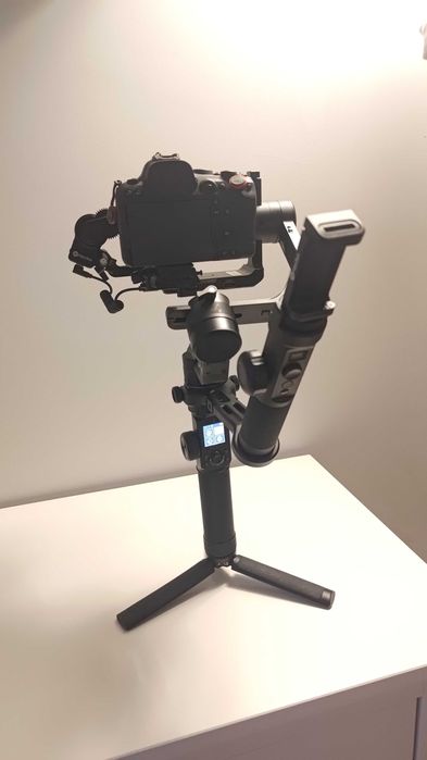 FeiyuTech AK4500 c/Folow Focus capacidade 4,6KG