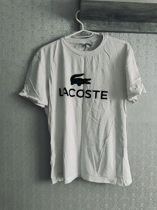 Футболка біла lacoste