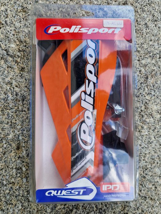 Proteções de punhos para moto.