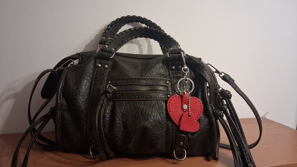 Prezent na Walentynki /serduszko / brelok do kluczy/zawieszka do toreb