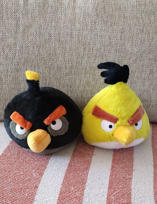 2 peluches Angry Birds